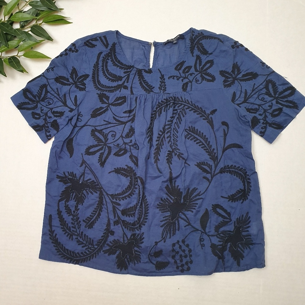 Madewell beautiful embroidered shirt size S